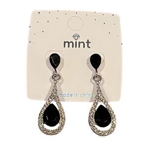 Teardrop Drop Earrings clutch back Earrings Cubic Zirconia Silver Tone Romantic